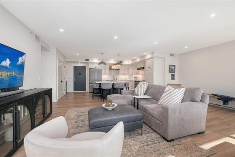 Condo in Sarasota, Florida, 3 bedrooms № 2383476 - photo 15