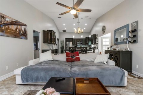 Villa ou maison à vendre à New Port Richey, Floride: 4 chambres, 250.19 m2 № 1835827 - photo 27