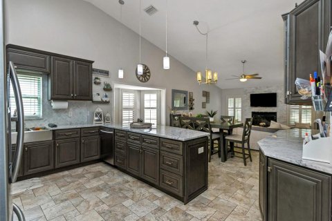 Villa ou maison à vendre à New Port Richey, Floride: 4 chambres, 250.19 m2 № 1835827 - photo 17