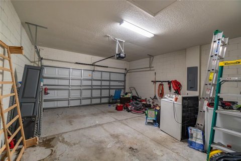 Casa en venta en Polk City, Florida, 3 dormitorios, 184.88 m2 № 1908652 - foto 19