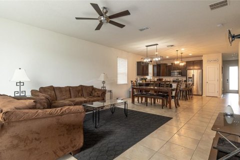Casa en venta en Polk City, Florida, 3 dormitorios, 184.88 m2 № 1908652 - foto 3