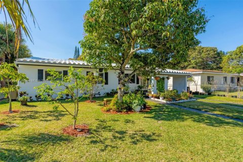 Casa en venta en Miami, Florida, 3 dormitorios, 134.34 m2 № 1708474 - foto 1