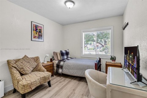 Casa en venta en Miami, Florida, 3 dormitorios, 134.34 m2 № 1708474 - foto 22