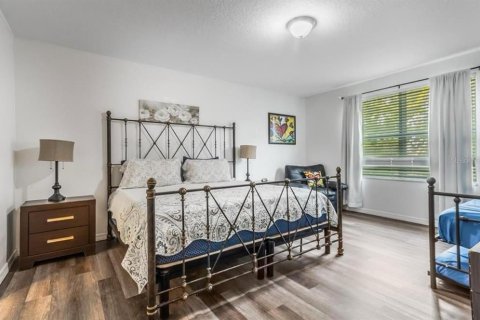 Casa en alquiler en Kissimmee, Florida, 4 dormitorios, 189.33 m2 № 1915549 - foto 15