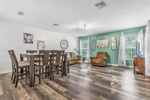 Casa en alquiler en Kissimmee, Florida, 4 dormitorios, 189.33 m2 № 1915549 - foto 10