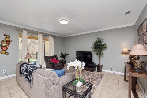 Casa en venta en Kissimmee, Florida, 6 dormitorios, 305.74 m2 № 2213221 - foto 5