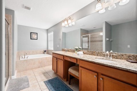 Casa en venta en Kissimmee, Florida, 6 dormitorios, 305.74 m2 № 2213221 - foto 8