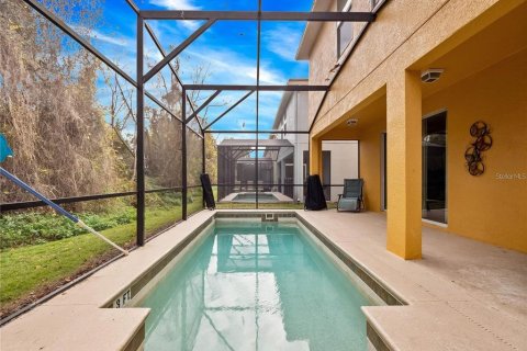 Casa en venta en Kissimmee, Florida, 6 dormitorios, 305.74 m2 № 2213221 - foto 18