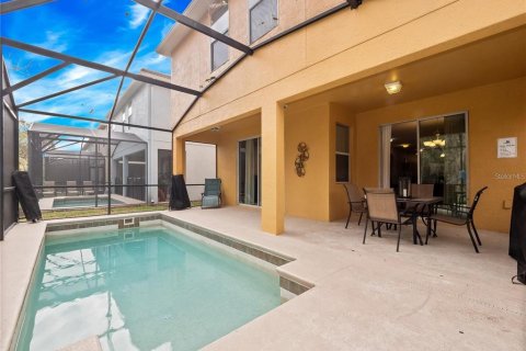 Casa en venta en Kissimmee, Florida, 6 dormitorios, 305.74 m2 № 2213221 - foto 2