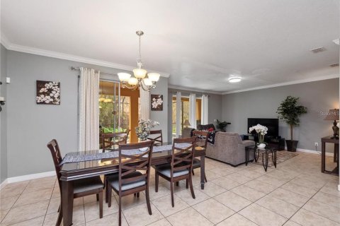Casa en venta en Kissimmee, Florida, 6 dormitorios, 305.74 m2 № 2213221 - foto 4