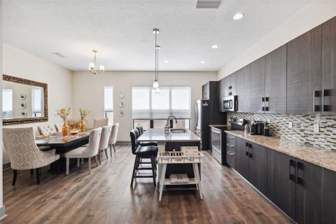 Touwnhouse à vendre à Tampa, Floride: 3 chambres, 177.63 m2 № 1528371 - photo 13