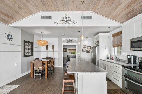 Casa en venta en Crescent City, Florida, 2 dormitorios, 130.99 m2 № 2149385 - foto 11