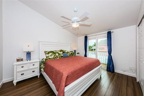 Apartamento en alquiler en Treasure Island, Florida, 3 dormitorios, 322.56 m2 № 2156765 - foto 30