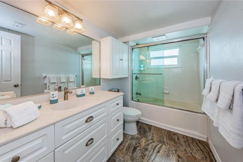 Apartamento en alquiler en Treasure Island, Florida, 3 dormitorios, 322.56 m2 № 2156765 - foto 29