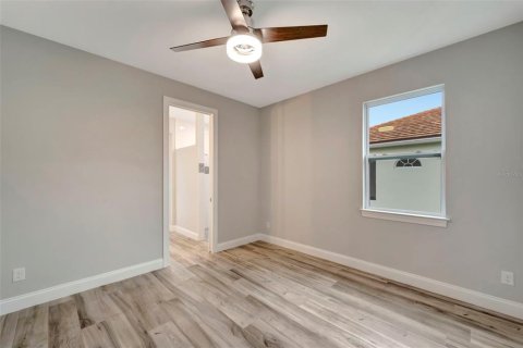 Villa ou maison à vendre à Port Charlotte, Floride: 4 chambres, 209.31 m2 № 1532550 - photo 23