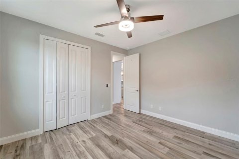 Villa ou maison à vendre à Port Charlotte, Floride: 4 chambres, 209.31 m2 № 1532550 - photo 25