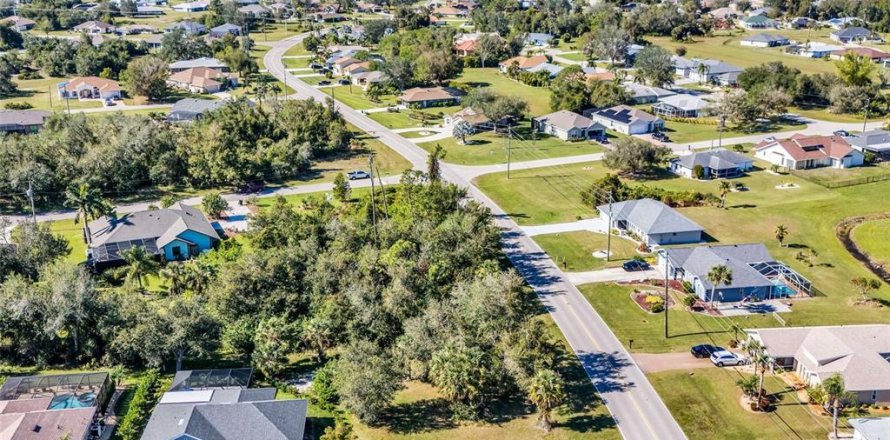 Terrain à Punta Gorda, Floride № 2163366