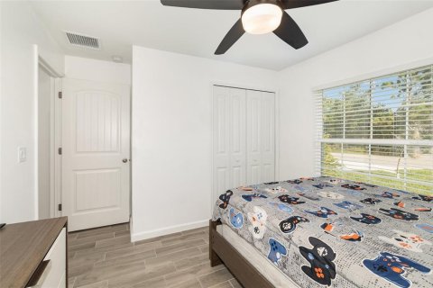 Casa en venta en Orlando, Florida, 4 dormitorios, 155.05 m2 № 1910072 - foto 11