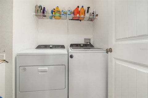 Casa en venta en Orlando, Florida, 4 dormitorios, 155.05 m2 № 1910072 - foto 18