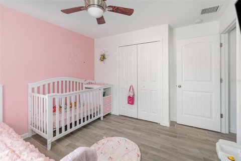 Casa en venta en Orlando, Florida, 4 dormitorios, 155.05 m2 № 1910072 - foto 15