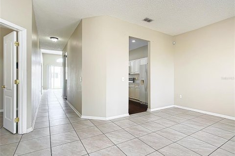 Casa en alquiler en Winter Haven, Florida, 4 dormitorios, 189.33 m2 № 1782989 - foto 14