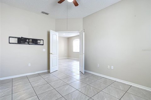 Casa en alquiler en Winter Haven, Florida, 4 dormitorios, 189.33 m2 № 1782989 - foto 25