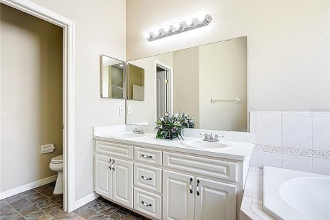 Casa en alquiler en Winter Haven, Florida, 4 dormitorios, 189.33 m2 № 1782989 - foto 30