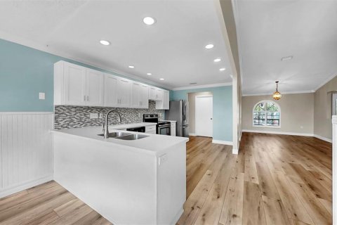 Casa en alquiler en Apollo Beach, Florida, 4 dormitorios, 201.88 m2 № 1886000 - foto 14