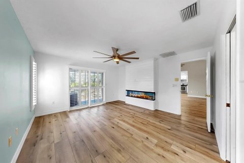 Casa en alquiler en Apollo Beach, Florida, 4 dormitorios, 201.88 m2 № 1886000 - foto 24