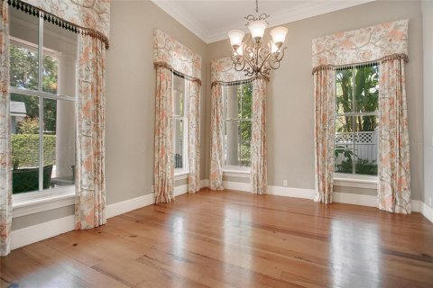 House in Maitland, Florida 6 bedrooms, 572.56 sq.m. № 1885199 - photo 11