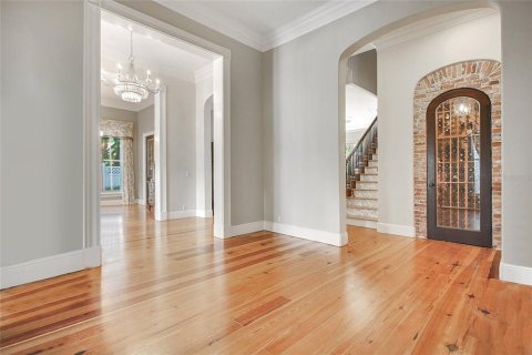 House in Maitland, Florida 6 bedrooms, 572.56 sq.m. № 1885199 - photo 14