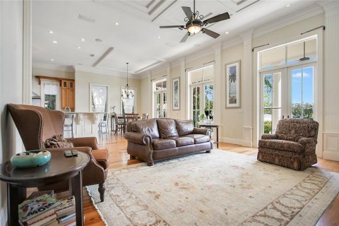 House in Maitland, Florida 6 bedrooms, 572.56 sq.m. № 1885199 - photo 22
