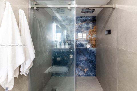 Купить кондоминиум в Норт-Майами-Бич, Флорида 1 спальня, 69.68м2, № 1996556 - фото 15