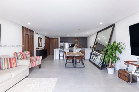 Купить кондоминиум в Норт-Майами-Бич, Флорида 1 спальня, 69.68м2, № 1996556 - фото 3