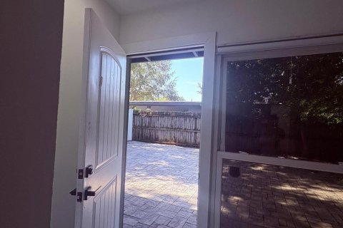 Casa en venta en Winter Park, Florida, 4 dormitorios, 115.2 m2 № 2210745 - foto 8