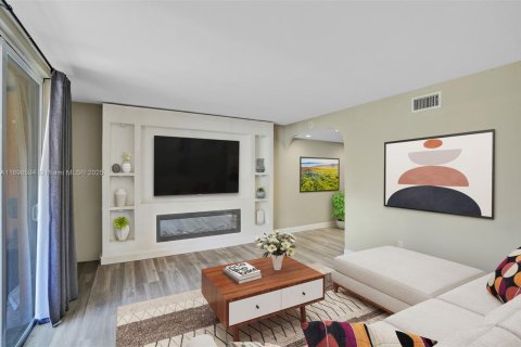 Купить кондоминиум в Хайалиа, Флорида 3 спальни, 186.73м2, № 1965823 - фото 26