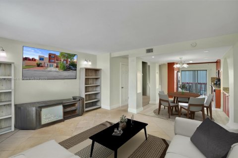 Купить кондоминиум в Хайалиа, Флорида 3 спальни, 186.73м2, № 1965823 - фото 4