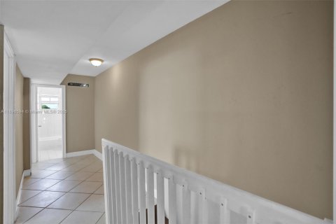 Купить кондоминиум в Хайалиа, Флорида 3 спальни, 186.73м2, № 1965823 - фото 9