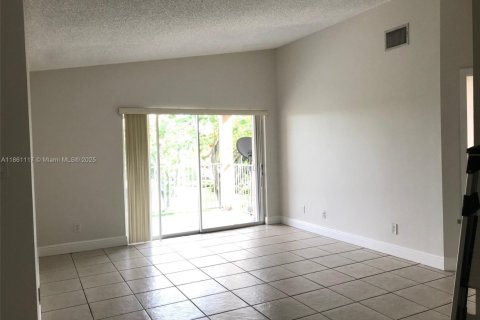 Condominio en venta en Miami, Florida, 2 dormitorios, 82.78 m2 № 1892117 - foto 8