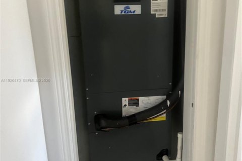 Villa ou maison à louer à West Park, Floride: 3 chambres, 102.56 m2 № 1986411 - photo 5