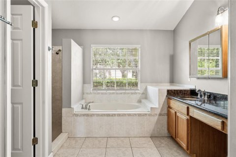 Villa ou maison à vendre à Lake Mary, Floride: 4 chambres, 219.34 m2 № 1894995 - photo 24
