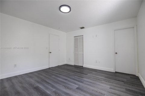 Купить таунхаус в Майами, Флорида 3 спальни, 140.28м2, № 2006879 - фото 13