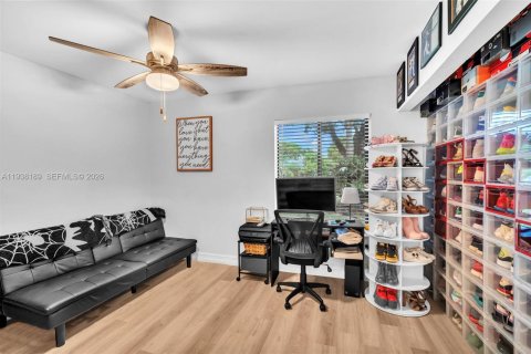 Touwnhouse à vendre à Tamarac, Floride: 2 chambres, 110.93 m2 № 1995934 - photo 15