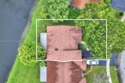 Touwnhouse à vendre à Tamarac, Floride: 2 chambres, 110.93 m2 № 1995934 - photo 20