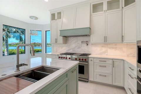 Casa en venta en Sarasota, Florida, 4 dormitorios, 461.17 m2 № 2284471 - foto 20