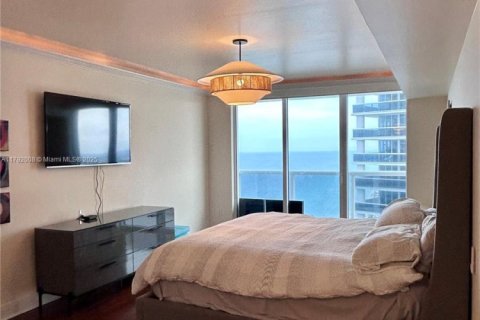 Copropriété à louer à Hallandale Beach, Floride: 2 chambres, 135.45 m2 № 1937691 - photo 10