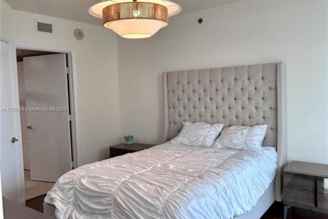 Copropriété à louer à Hallandale Beach, Floride: 2 chambres, 135.45 m2 № 1937691 - photo 19