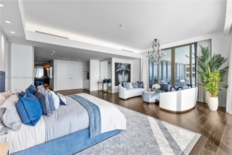 Condo in Sunny Isles Beach, Florida, 6 bedrooms  № 1830183 - photo 16