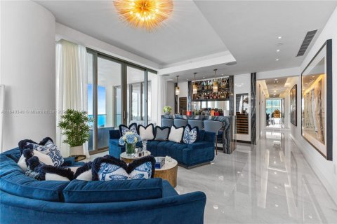 Condo in Sunny Isles Beach, Florida, 6 bedrooms  № 1830183 - photo 4