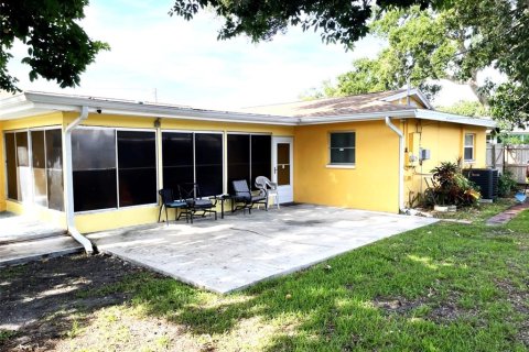 Casa en venta en Saint Petersburg, Florida, 3 dormitorios, 158.58 m2 № 2344823 - foto 21